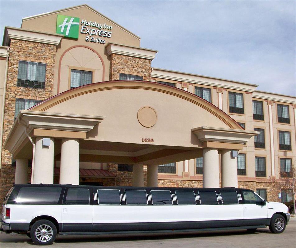 Holiday Inn Express Hotel & Suites Fort Collins By Ihg Εξωτερικό φωτογραφία
