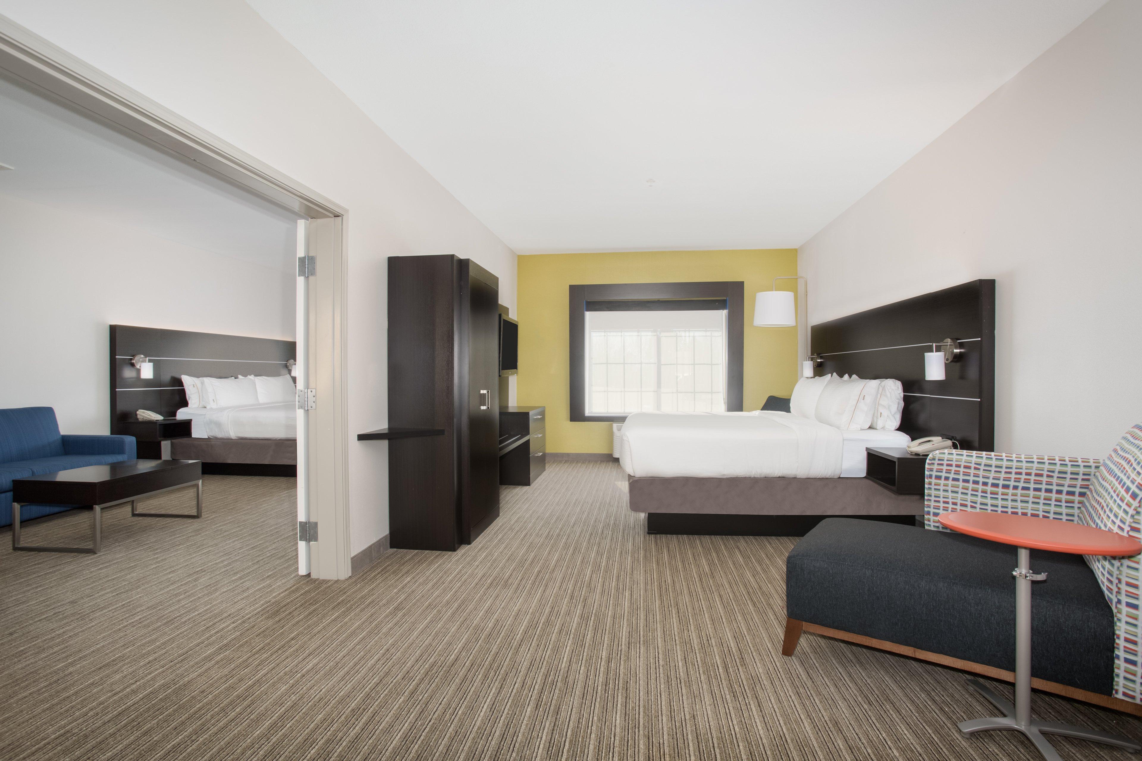 Holiday Inn Express Hotel & Suites Fort Collins By Ihg Εξωτερικό φωτογραφία
