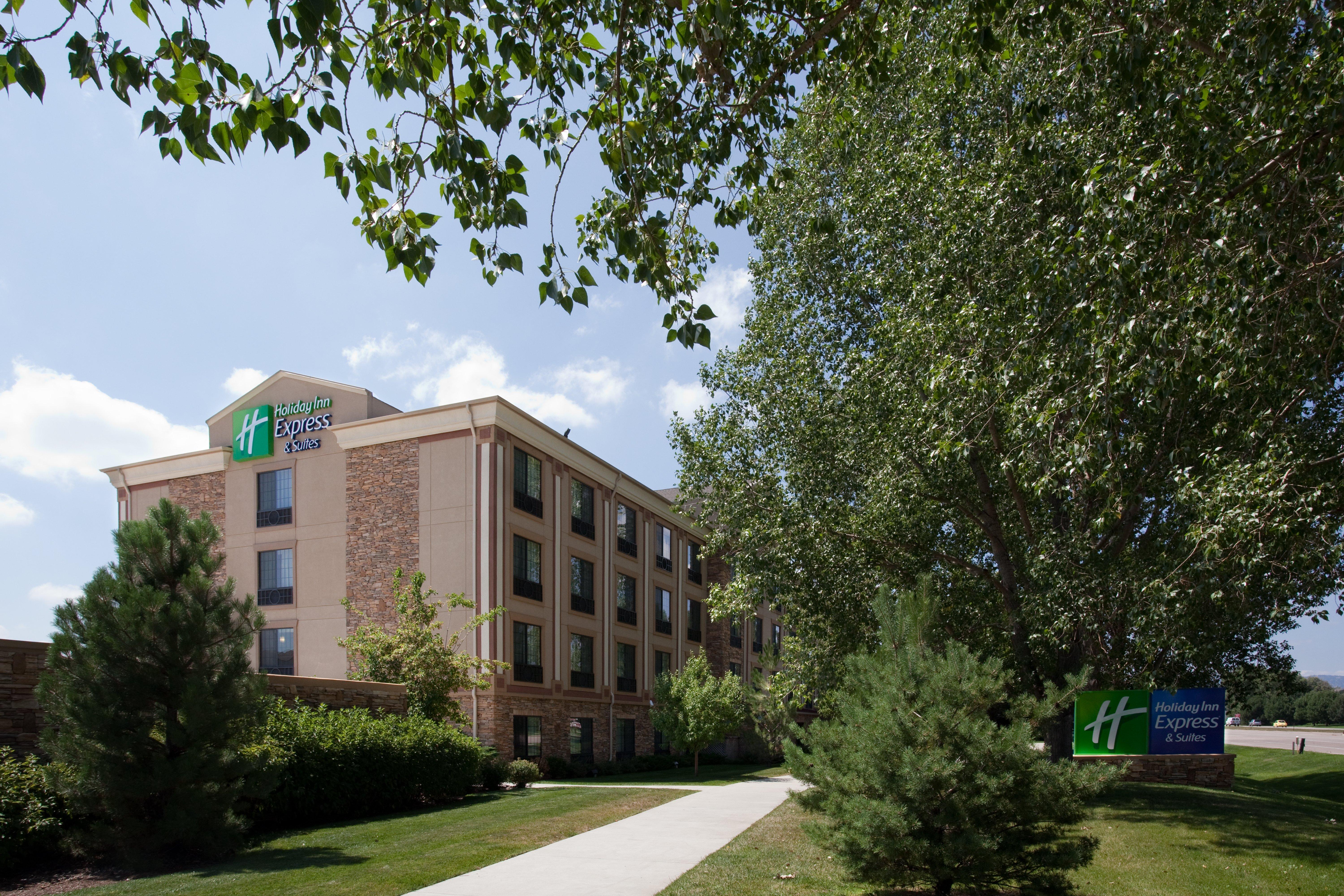 Holiday Inn Express Hotel & Suites Fort Collins By Ihg Εξωτερικό φωτογραφία