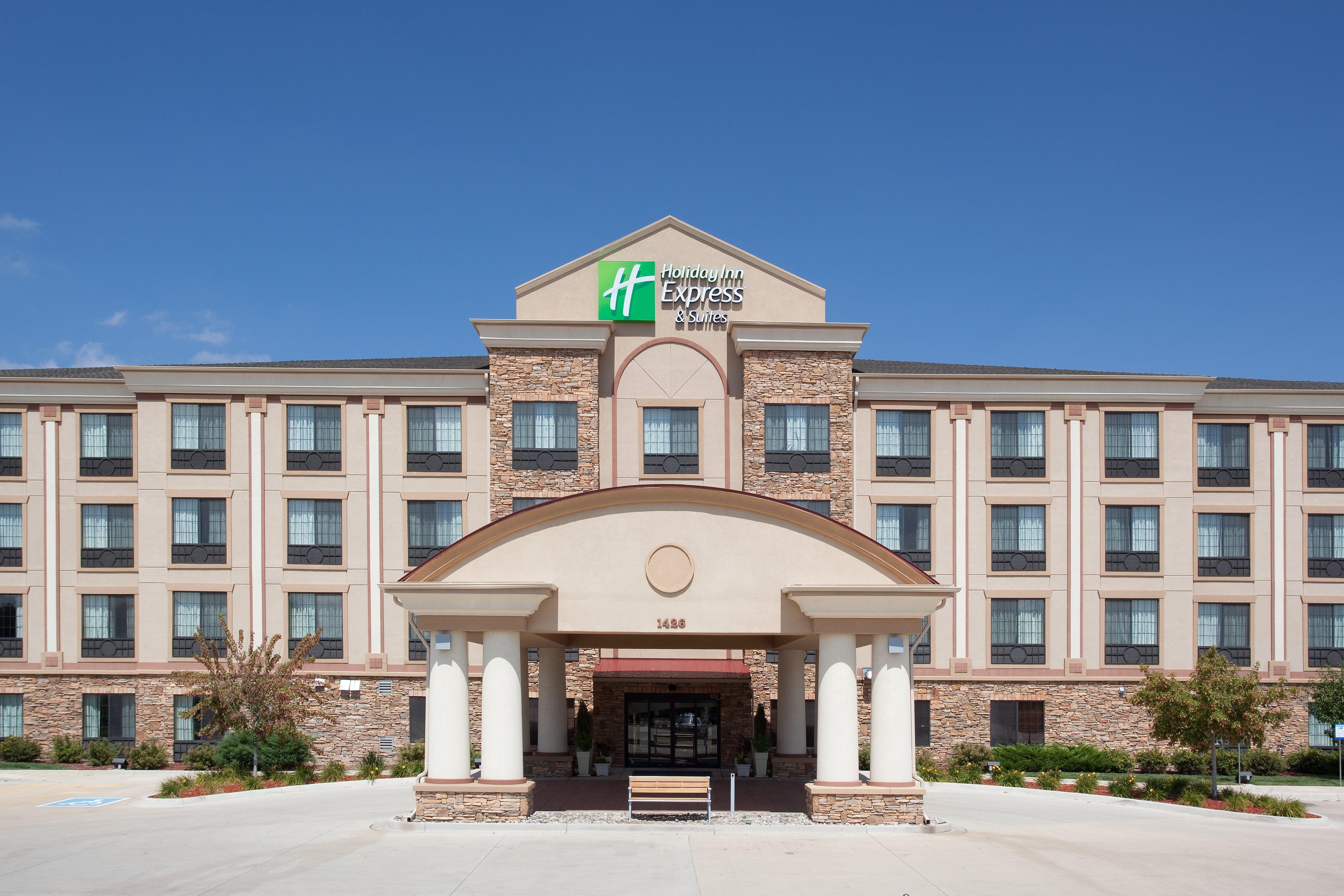Holiday Inn Express Hotel & Suites Fort Collins By Ihg Εξωτερικό φωτογραφία