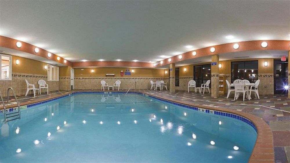 Holiday Inn Express Hotel & Suites Fort Collins By Ihg Εξωτερικό φωτογραφία